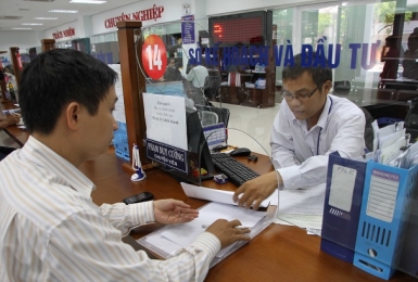 Phải đối chiếu thông tin đăng ký doanh nghiệp trong 90 ngày.