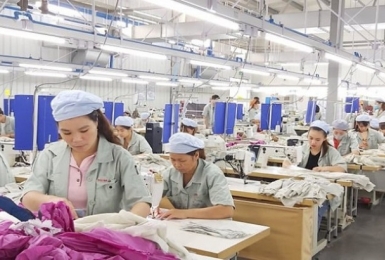 Lùi thời điểm đóng kinh phí Công đoàn cho doanh nghiệp khó khăn do Covid-19