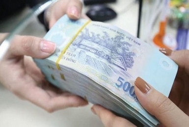 Tái cấp vốn cho NHCSXH để hỗ trợ doanh nghiệp khó khăn.