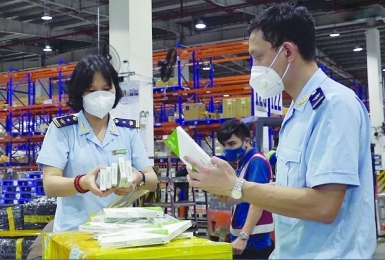 Kiểm tra, rà soát hàng nhập phục vụ phòng chống dịch Covid-19 được áp dụng chính sách ưu đãi thuế