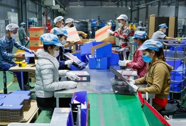 8 hiệp hội kiến nghị lùi thời điểm tăng lương tối thiểu