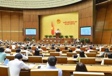 Quốc hội biểu quyết thông qua Luật Kinh doanh bảo hiểm (sửa đổi)