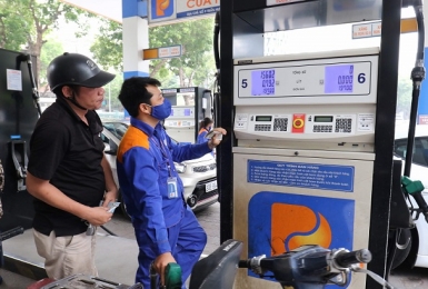 Giảm 10% thuế nhập khẩu ưu đãi xăng động cơ, không pha chì