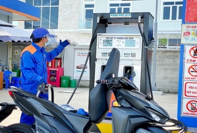 Đề xuất giải pháp tháo gỡ khó khăn cho doanh nghiệp xăng dầu